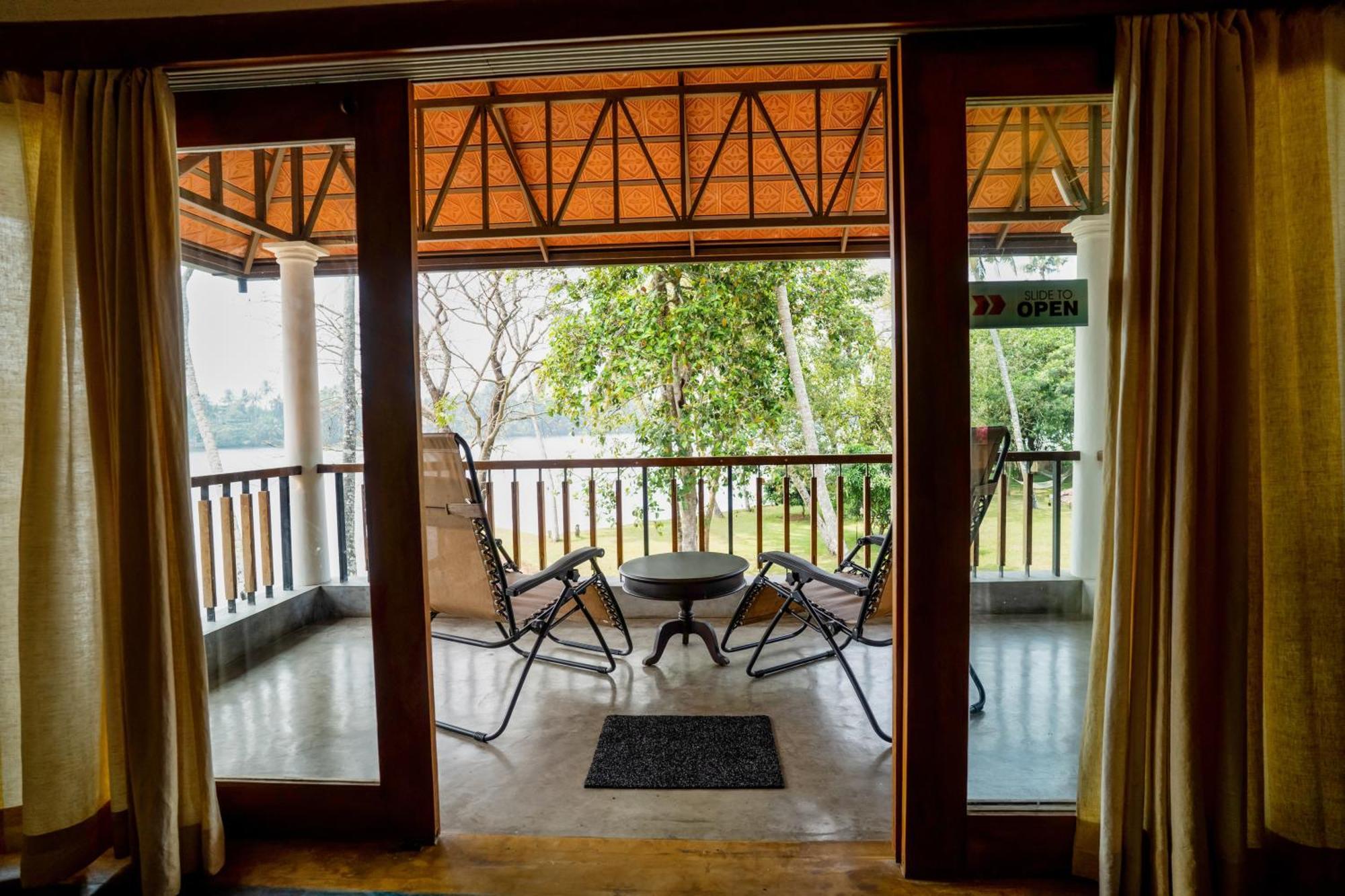 Cranganor History Café&Riverside Château North Paravur Extérieur photo