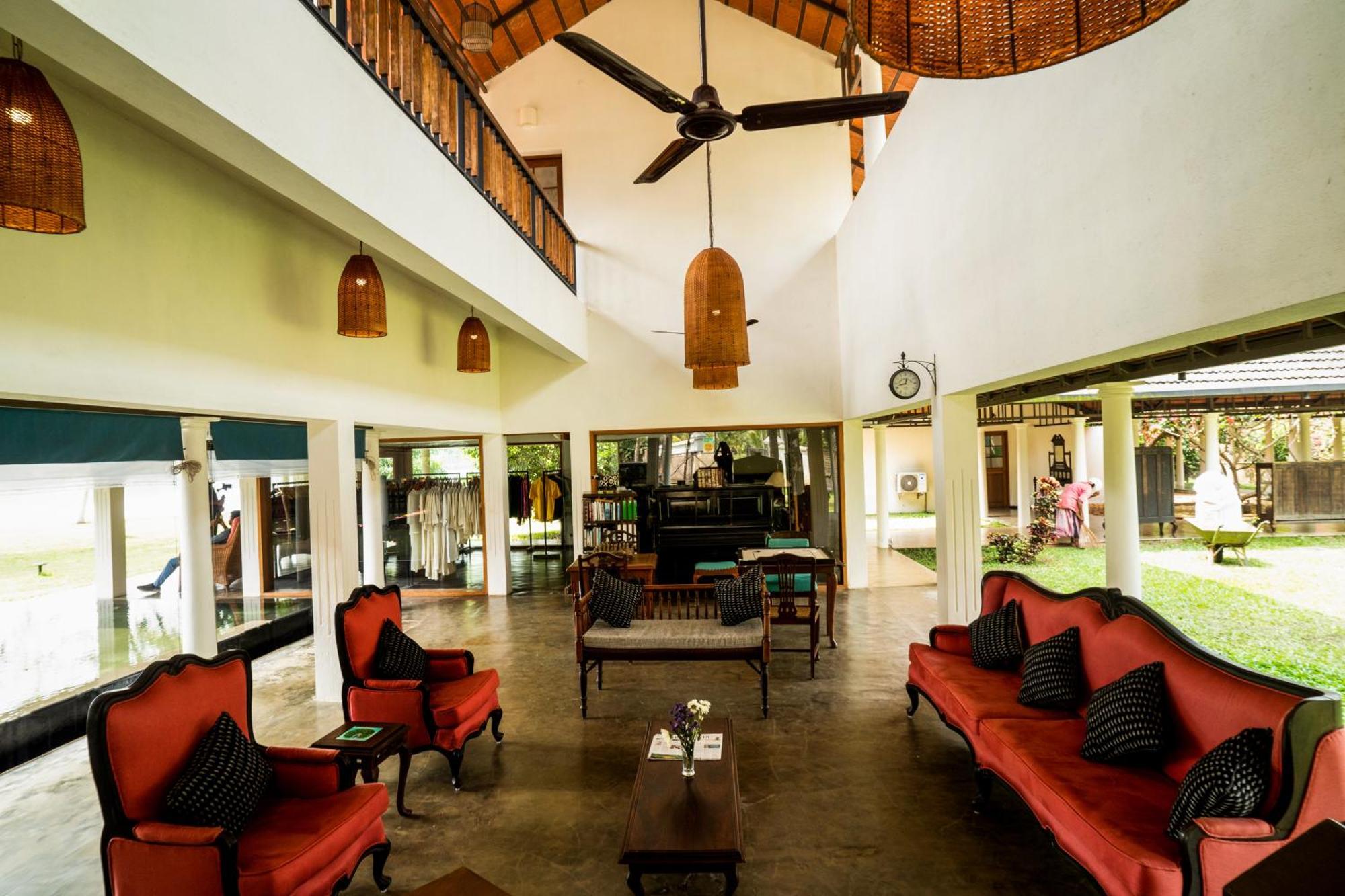Cranganor History Café&Riverside Château North Paravur Extérieur photo