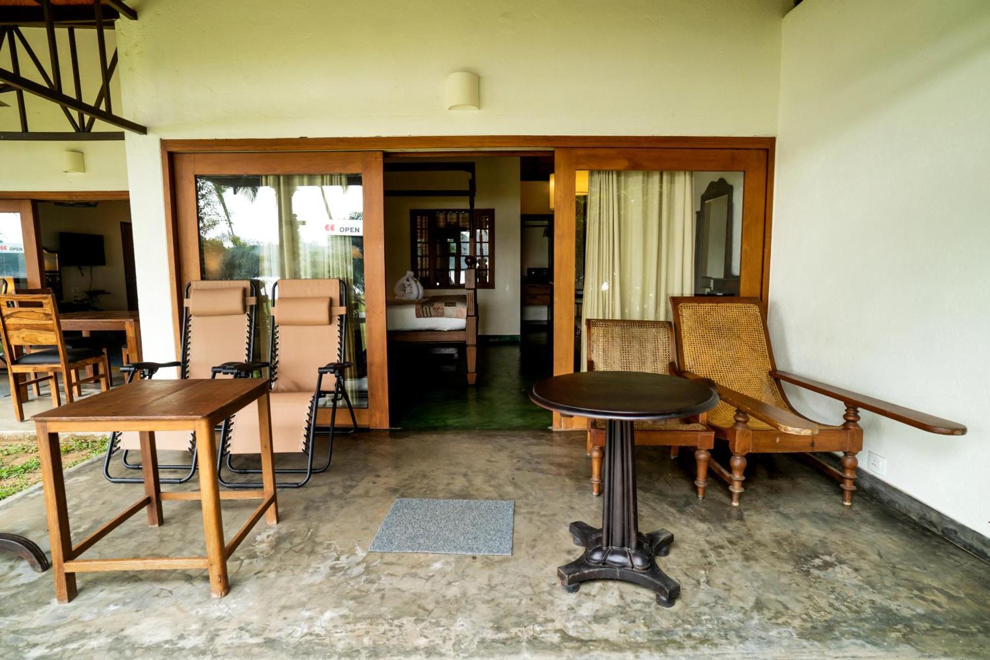 Cranganor History Café&Riverside Château North Paravur Extérieur photo