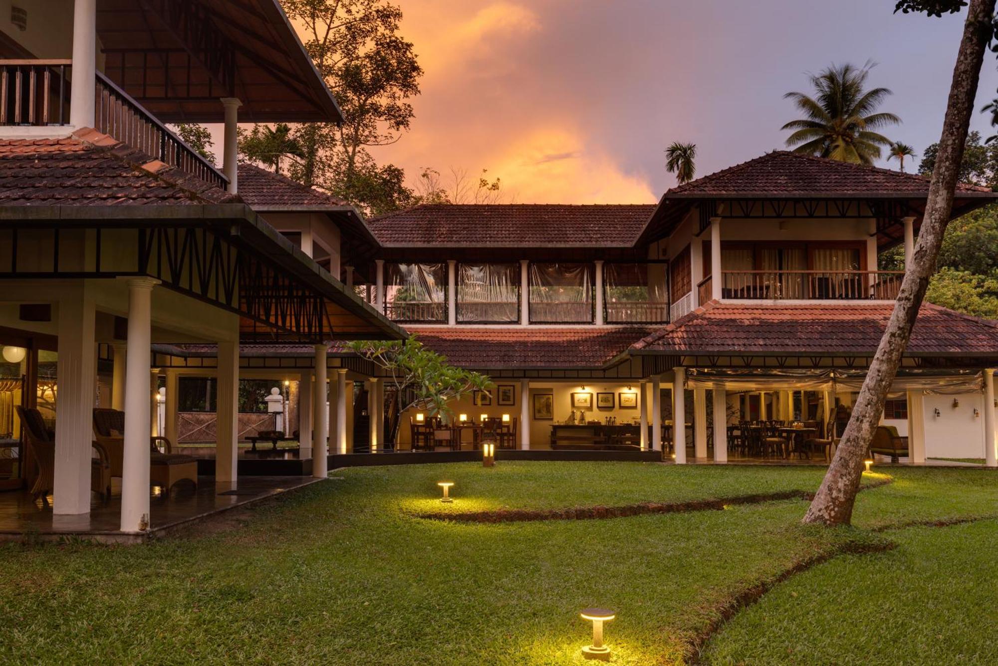 Cranganor History Café&Riverside Château North Paravur Extérieur photo