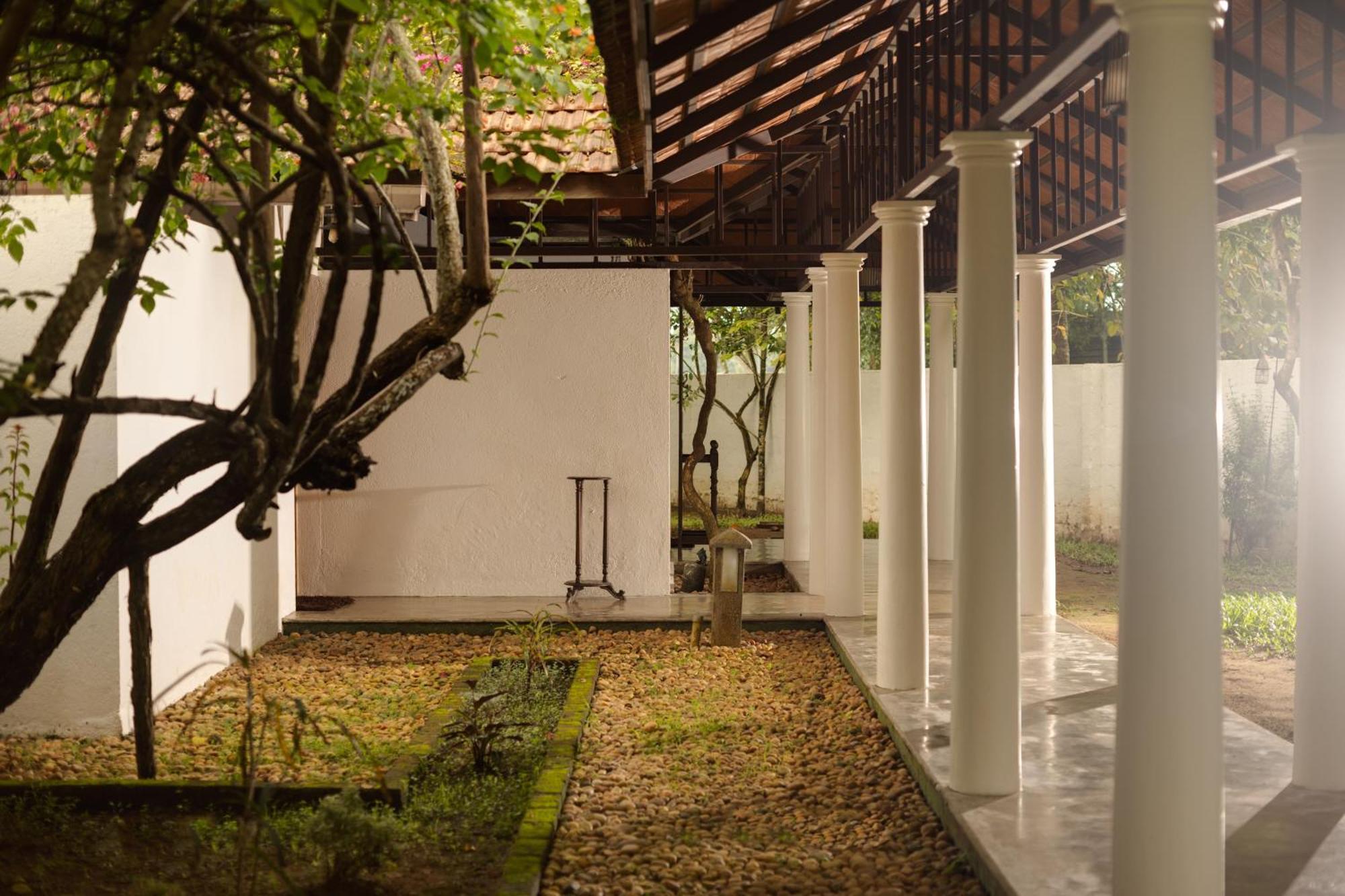 Cranganor History Café&Riverside Château North Paravur Extérieur photo